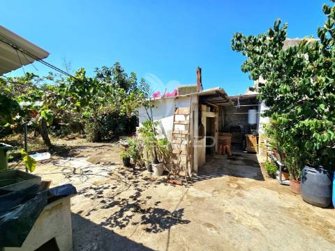 Moradia t3 com quintal em castro verde