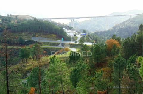 Terreno c/ 1,8 ha junto ao nó da a24/ip4 - 6 kms de vila real
