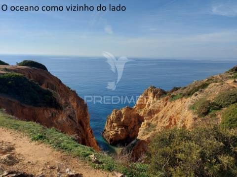 Entre o céu a terra e o mar 300m2 sua moradia de luxo, lagos