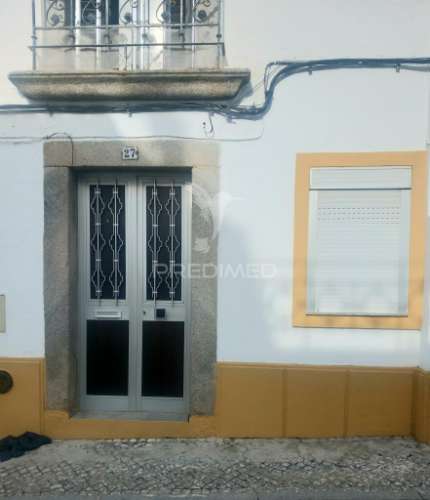 Rès de chão t2 com quintal