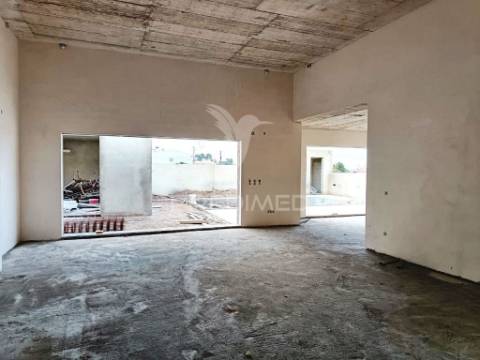 Moradia isolada t5, c/piscina e garagem, galeotas - azeitão