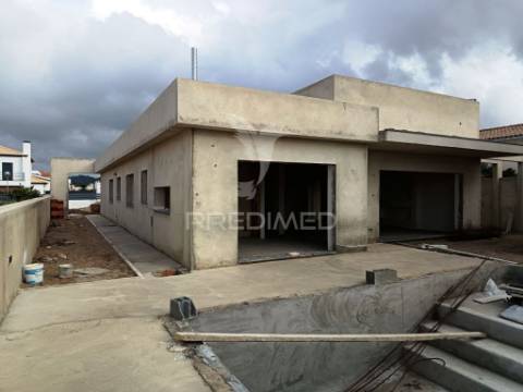 Moradia isolada t5, c/piscina e garagem, galeotas - azeitão