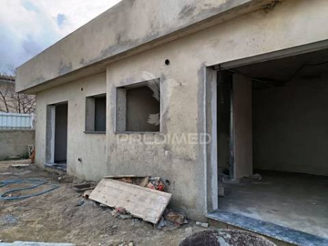 Moradia isolada t5, c/piscina e garagem, galeotas - azeitão