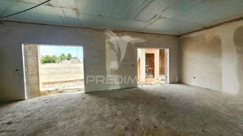 Moradia isolada t3 c/piscina e garagem, brejos de azeitão