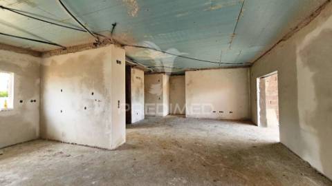 Moradia isolada t3 c/piscina e garagem, brejos de azeitão
