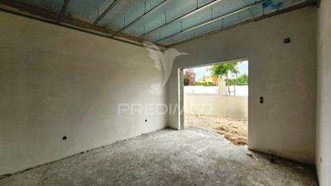 Moradia isolada t3 c/piscina e garagem, brejos de azeitão