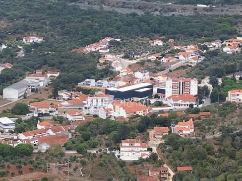 Magnifico espaço comercial, localizado em minde - alcanena