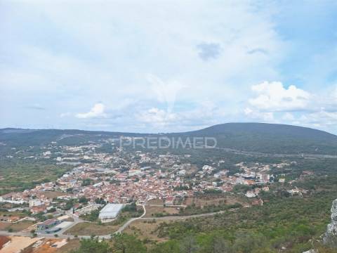 Magnifico espaço comercial, localizado em minde - alcanena