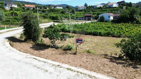 Terreno para construção de moradias multifamiliar