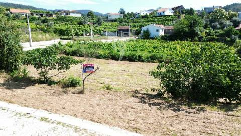 Terreno para construção de moradias multifamiliar