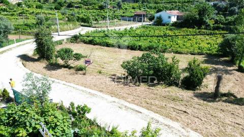 Terreno para construção de moradias multifamiliar