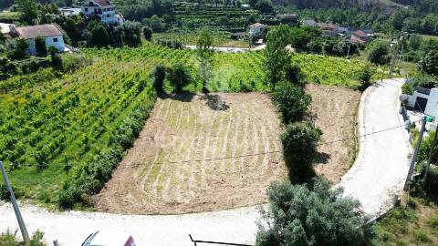 Terreno para construção de moradias multifamiliar
