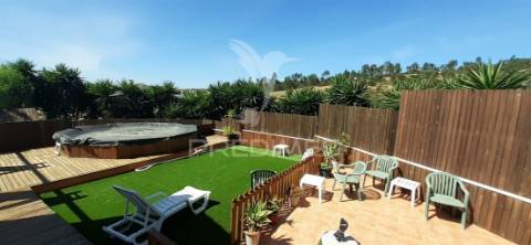 Quinta de 1,06 ha com moradia t4 em santa luzia – ourique