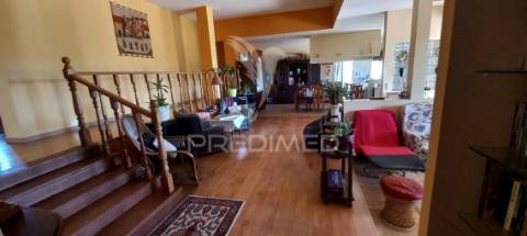 Quinta de 1,06 ha com moradia t4 em santa luzia – ourique