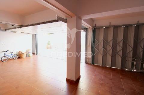 Moradia com piscina