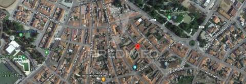 Moradia com espaço exterior – cuba