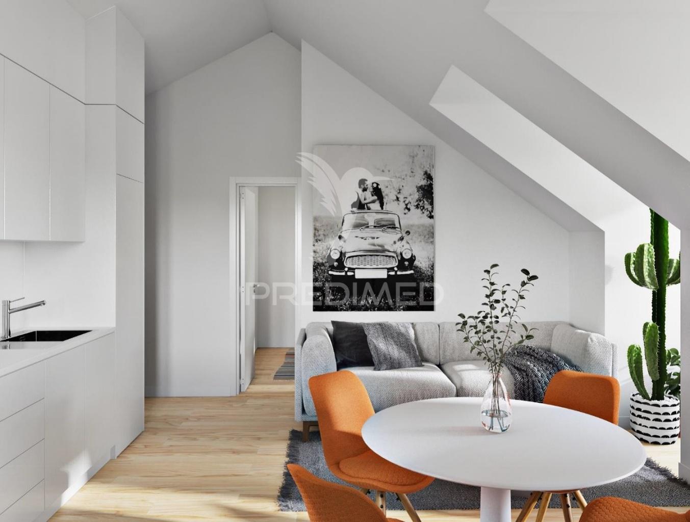 Apartamento t2 totalmente remodelado em alcântara