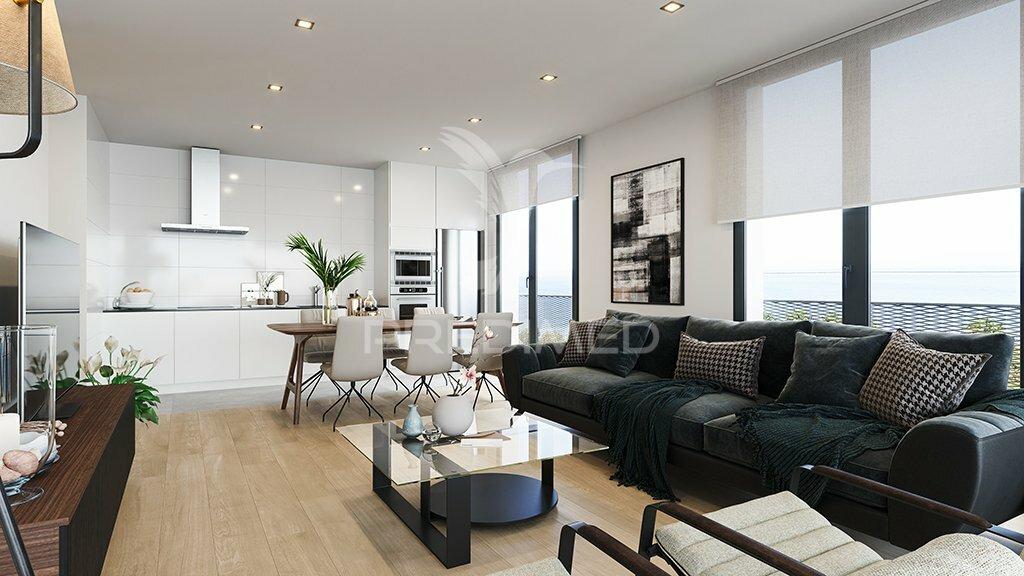 Apartamento t3 com varanda, na quinta do meio