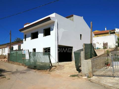 Moradia em fase de construção em silves