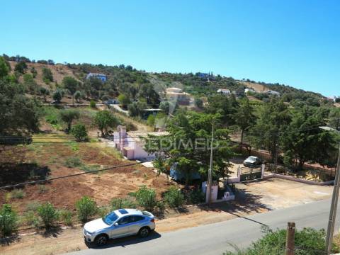 Moradia em fase de construção em silves