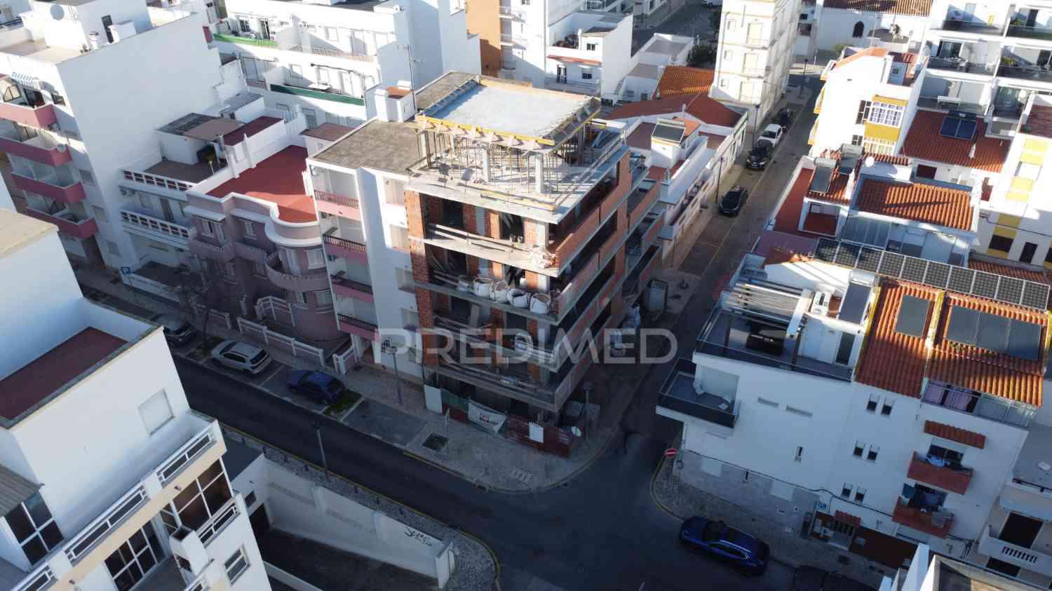 T2, segunda linha de monte gordo, vista mar, praia a 100m