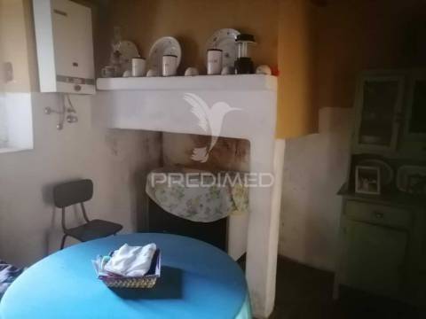 Moradia em alagoa
