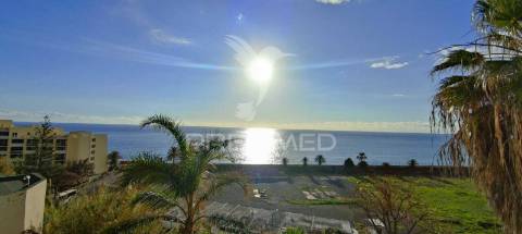 Apartamento t4 na estrada monumental