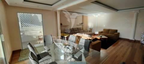 Apartamento t4 na estrada monumental