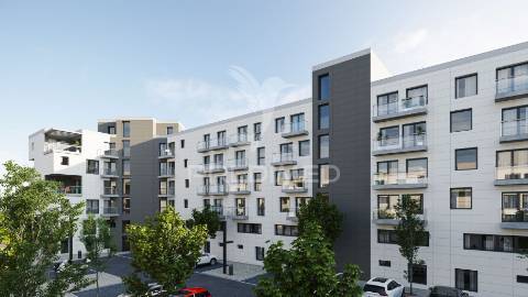Apartamento t3 com varanda e vista mar