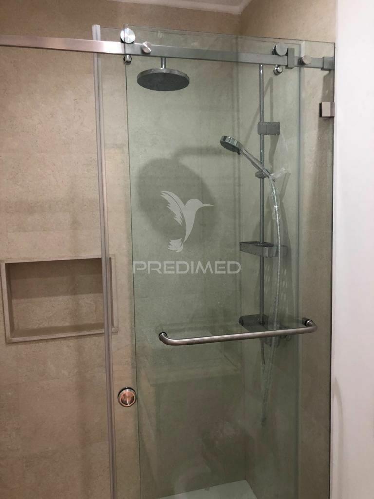 Apartamento t2 remodelado com logradouro na ajuda