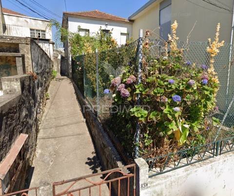 Moradia, com sugestão de projeto para al, matosinhos