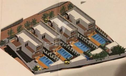 Terreno urbano com 2400m2