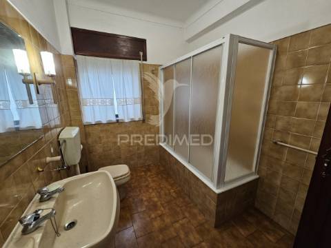 Moradia t4 com quintal e garagem, odemira