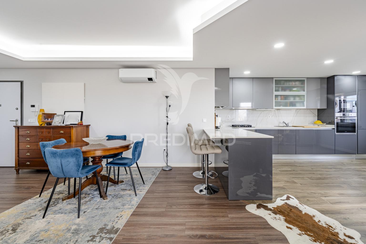 Apartamento t2 de 2022 com terraço no montijo