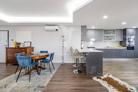 Apartamento t2 de 2022 com terraço no montijo