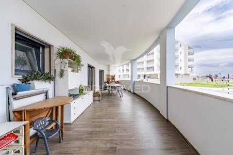 Apartamento t2 de 2022 com terraço no montijo