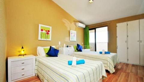 Penthouse t4 com piscina privada em albufeira