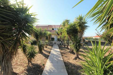 Moradia isolada t7 com lote de 5000 m2 - alcochete