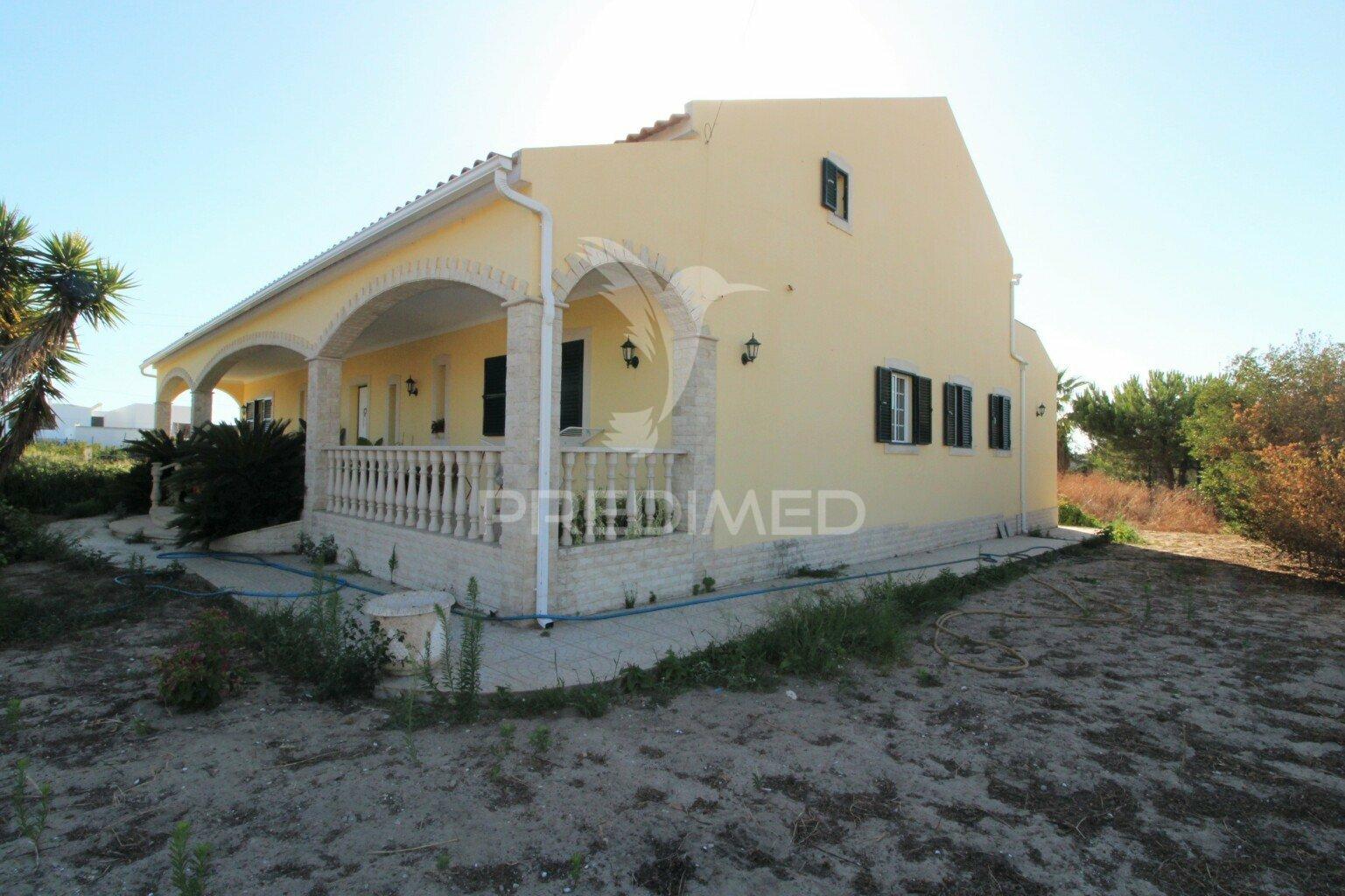 Moradia isolada t7 com lote de 5000 m2 - alcochete