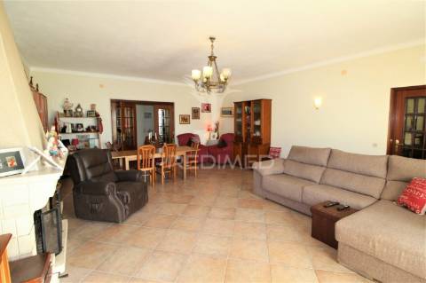 Moradia isolada t7 com lote de 5000 m2 - alcochete
