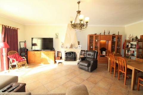 Moradia isolada t7 com lote de 5000 m2 - alcochete