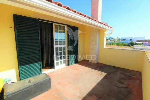 Moradia isolada t7 com lote de 5000 m2 - alcochete