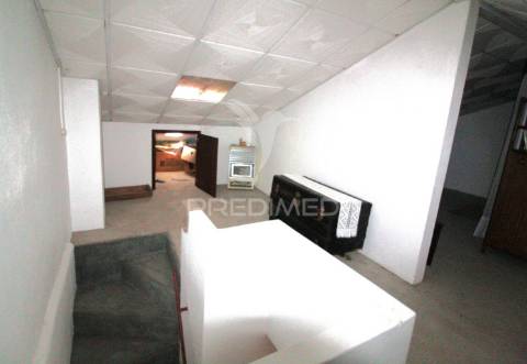 Excelente moradia t3+1  cabeção