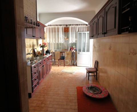 Excelente moradia t3+1  cabeção