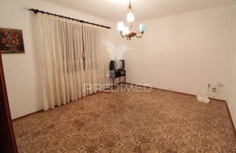 Excelente moradia t3+1  cabeção
