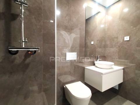 Apartamento t3 | neudel/águas livres | 4º piso