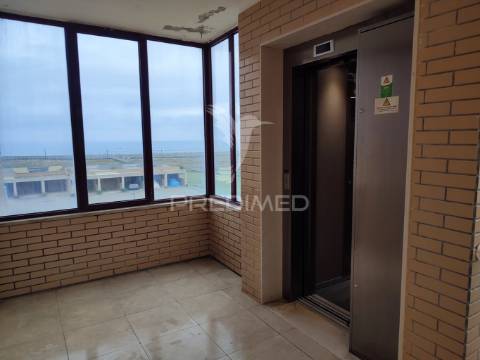 Lavra, agudela. duplex t3 com vistas mar, lugar de garagem e arrumos.