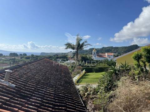 Moradia t3, em pedro miguel, horta