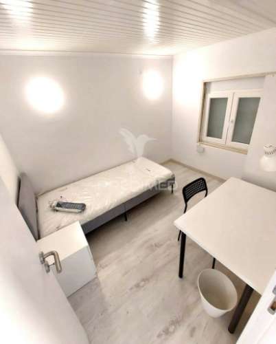 2 moradias | com rendimento | ajuda | lisboa