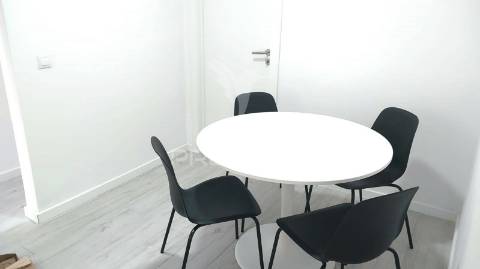 2 moradias | com rendimento | ajuda | lisboa